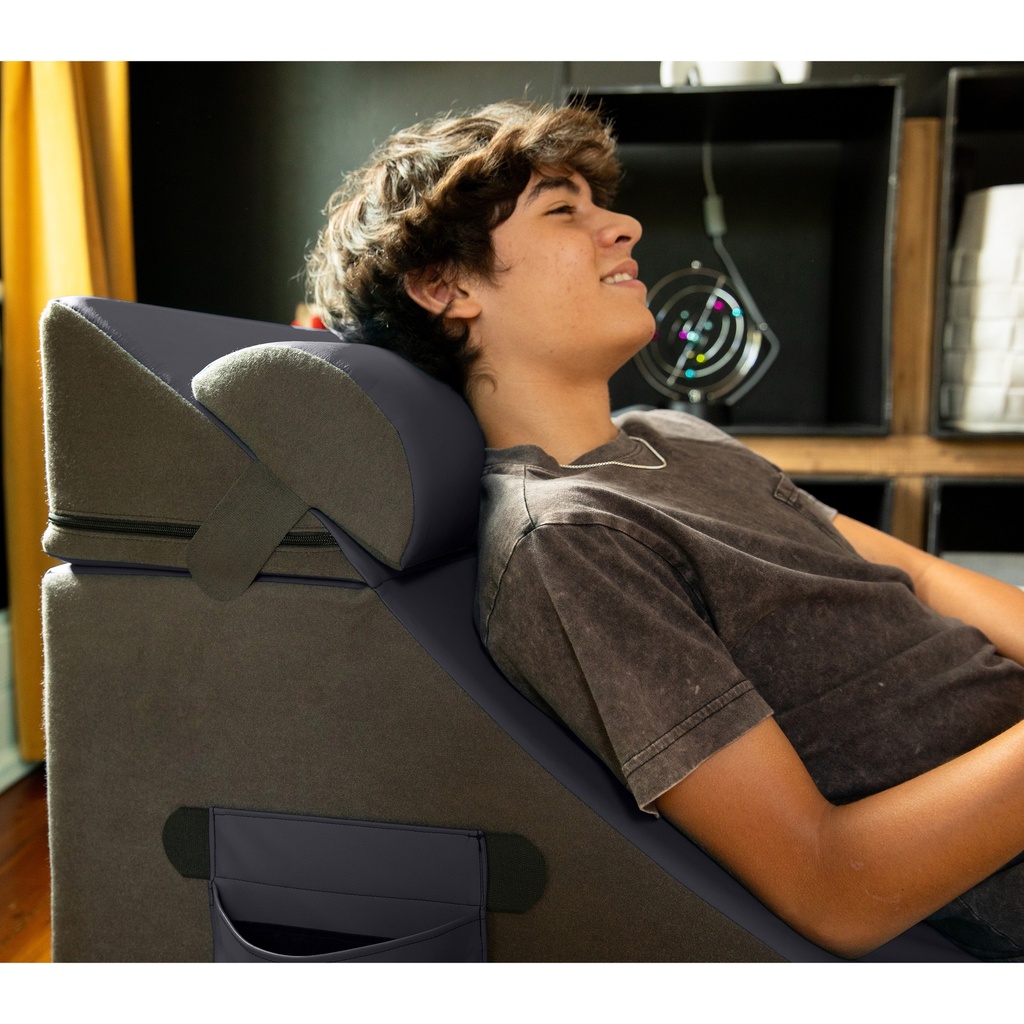 Flexx Gaming Chair – V-Tex Wipe-Clean Cover_image1599