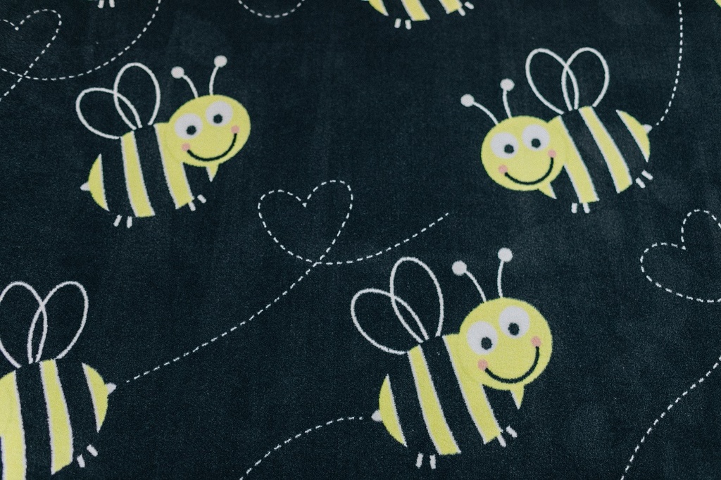 Bees On Black 7'6" X 12' Rectangle Carpet