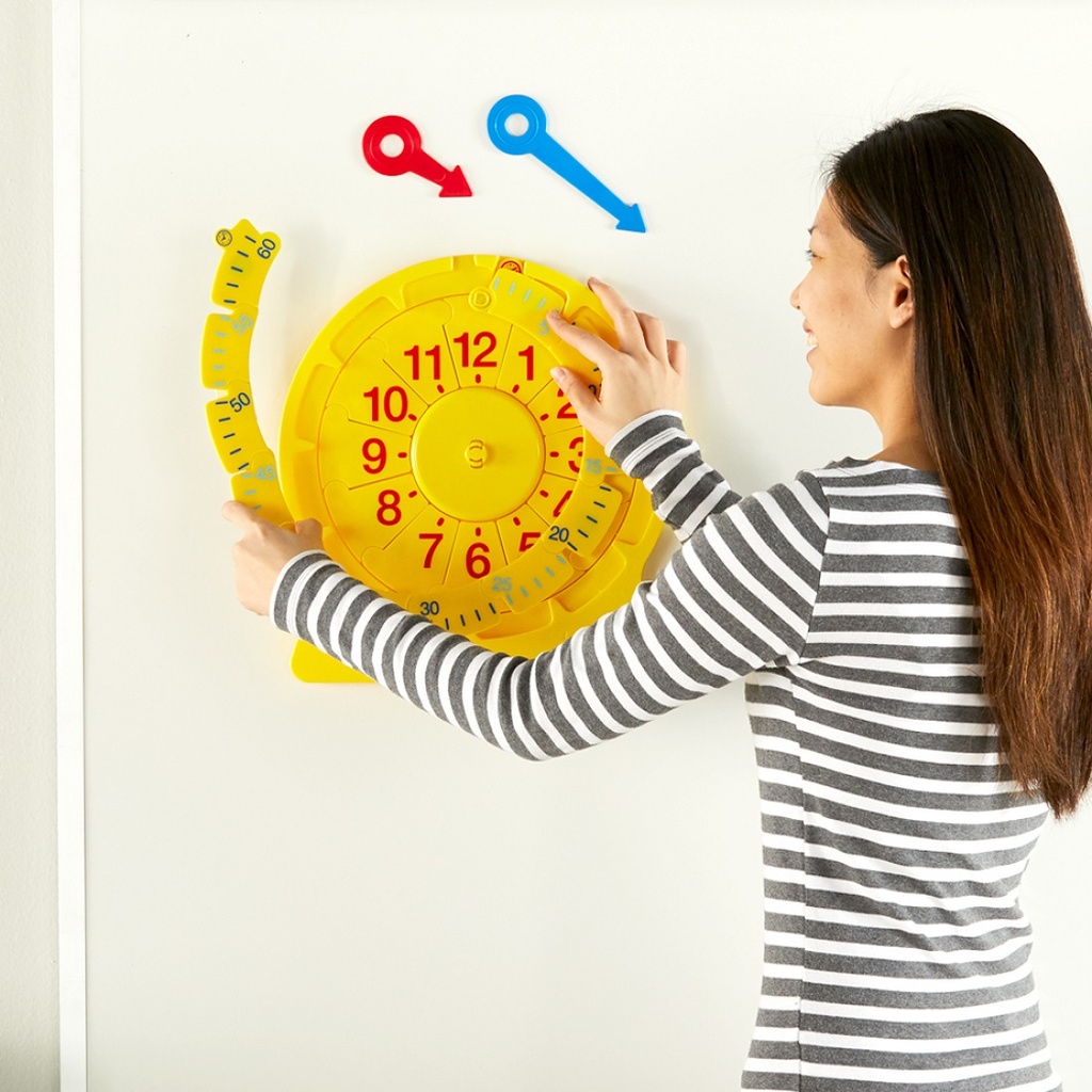 Magnetic Demo Clock